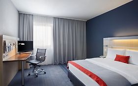 Holiday Inn Express Frankfurt-Messe